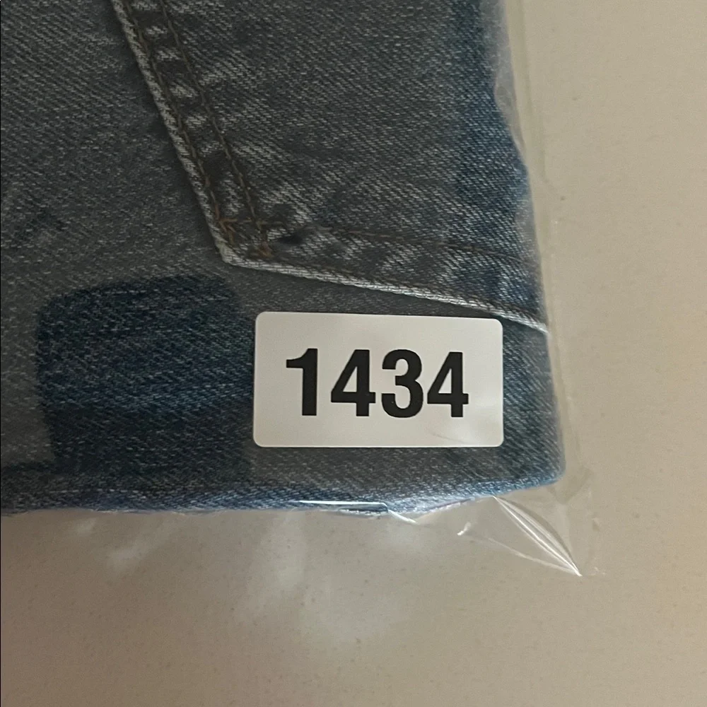 New Mother Snacks High Waisted Twizzy Skimp Jean in Delicious Memories Size 26​​